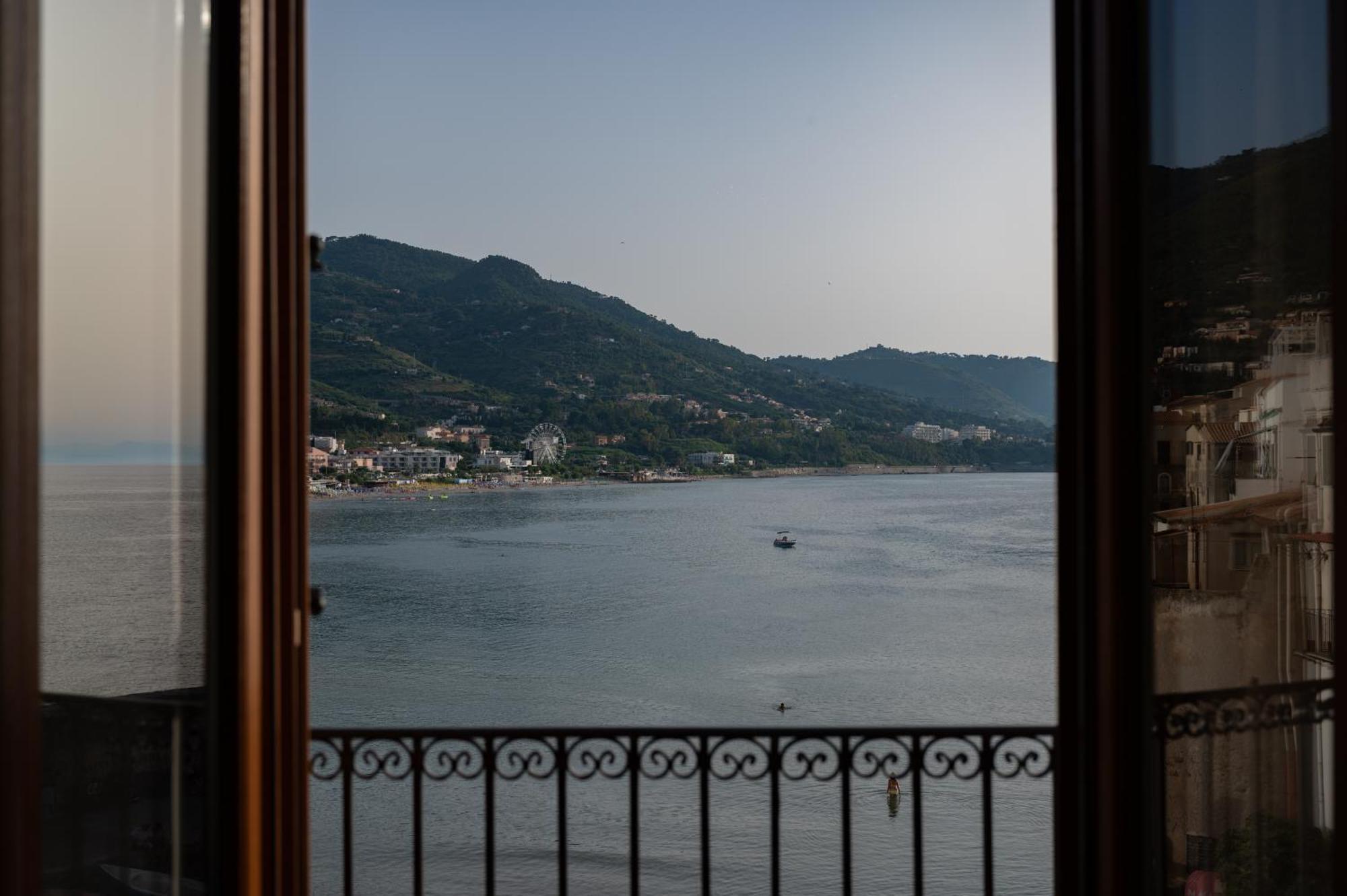 Casa Vacanze Tramonto Alla Marina Cefalù Exterior foto
