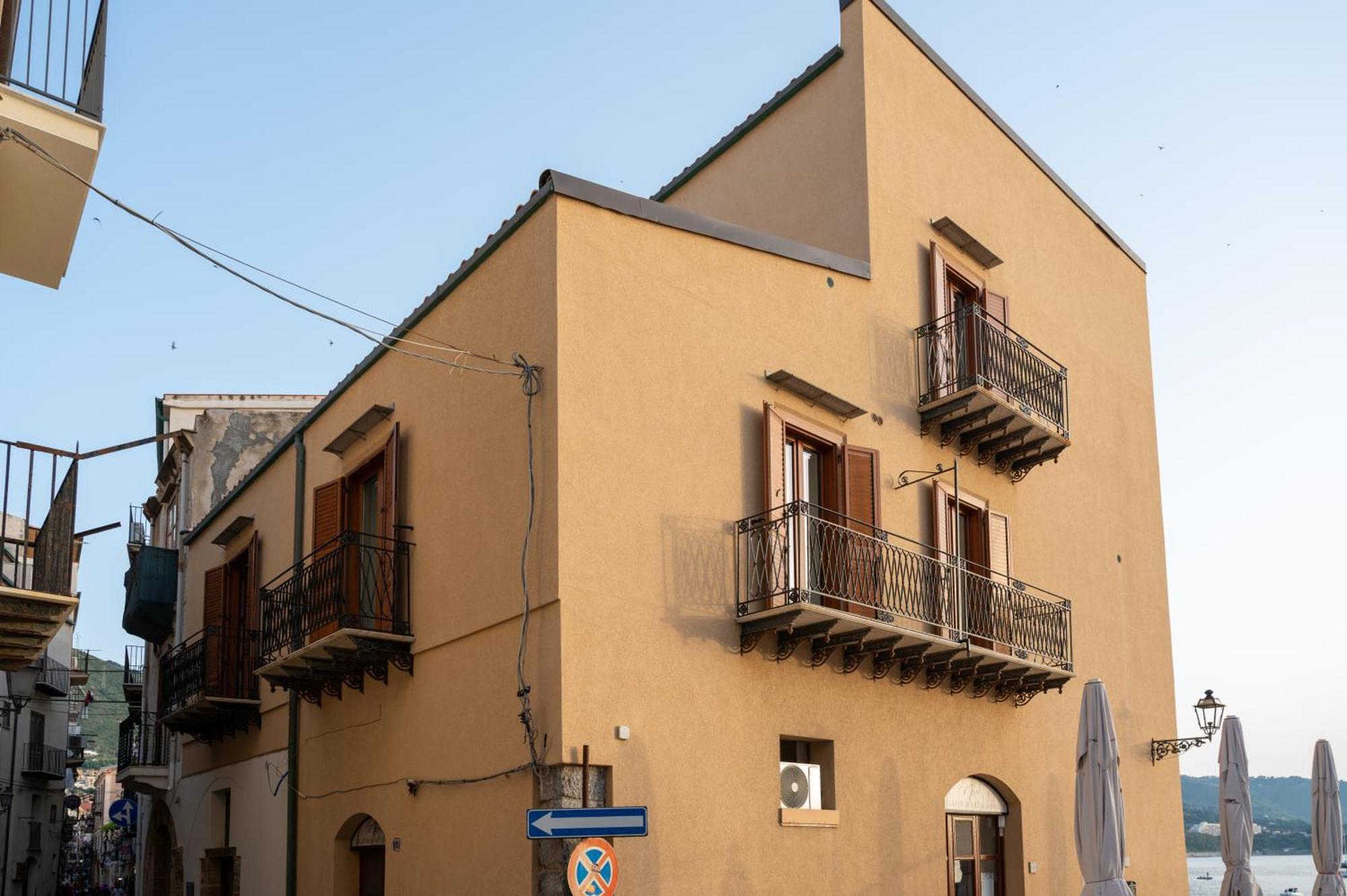 Casa Vacanze Tramonto Alla Marina Cefalù Exterior foto